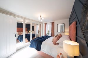 Photo 9- click for photo gallery